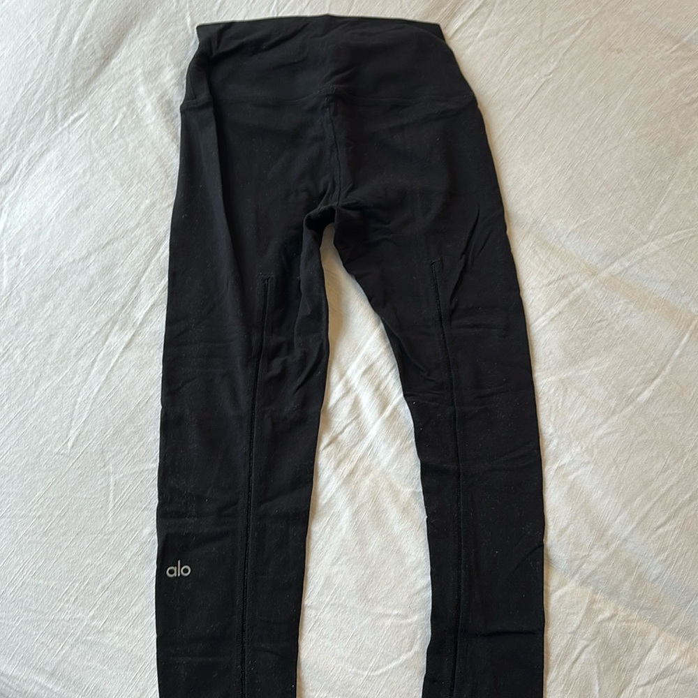 ALO leggings